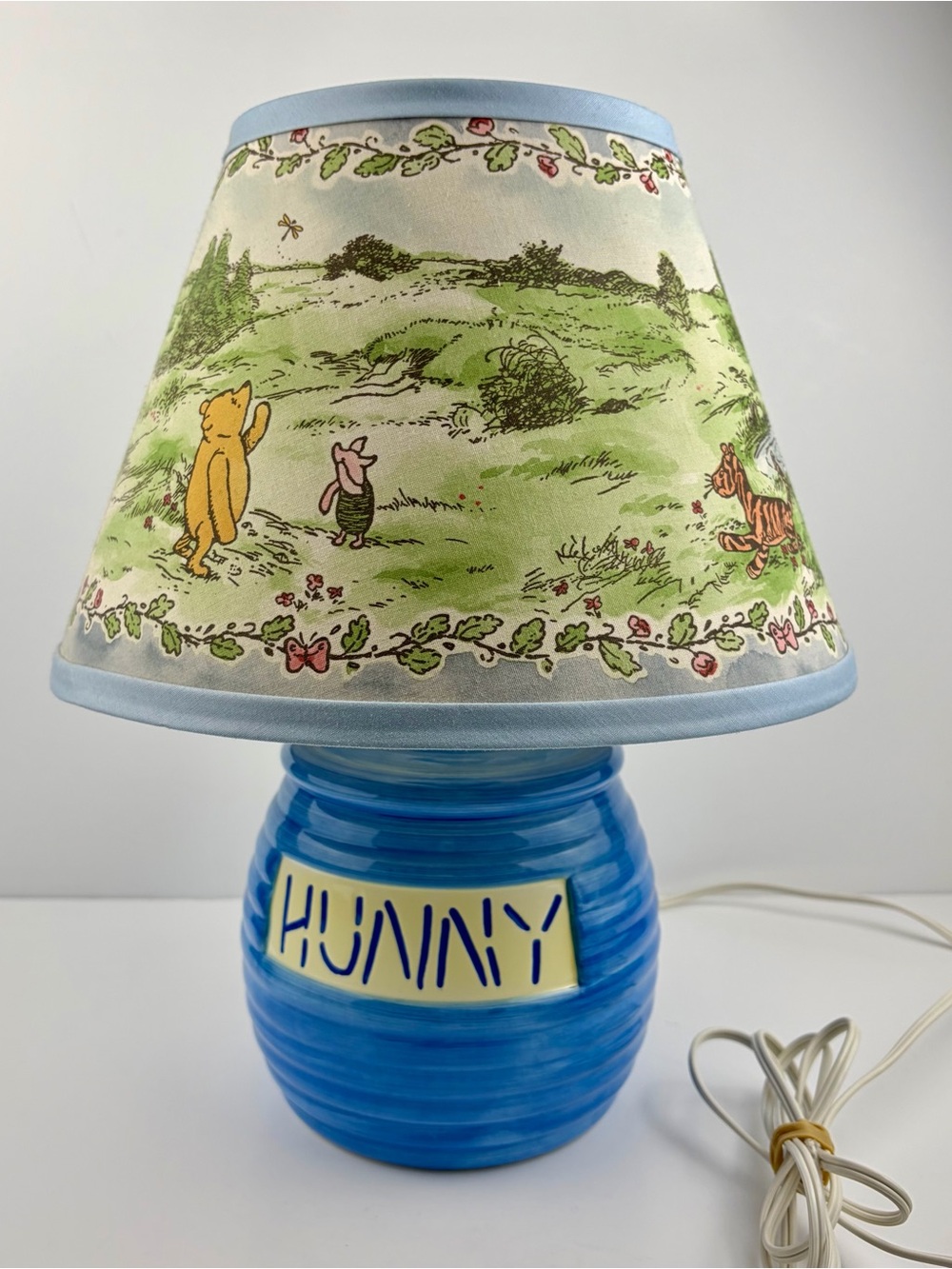Vintage Winnie the Pooh Deluxe Nursery Lamp HUNNY POT With Shade Classic Pooh